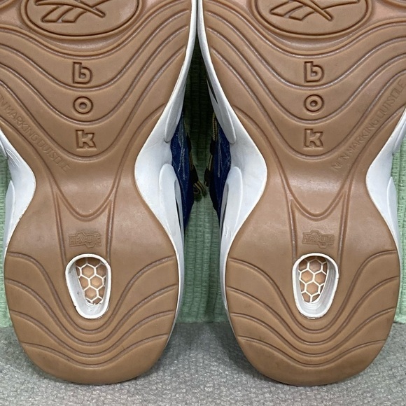 Reebok Mens Allen Iverson Question Mid Dress Code Athletic Sneaker Shoes SZ US 7 - Picture 10 of 11